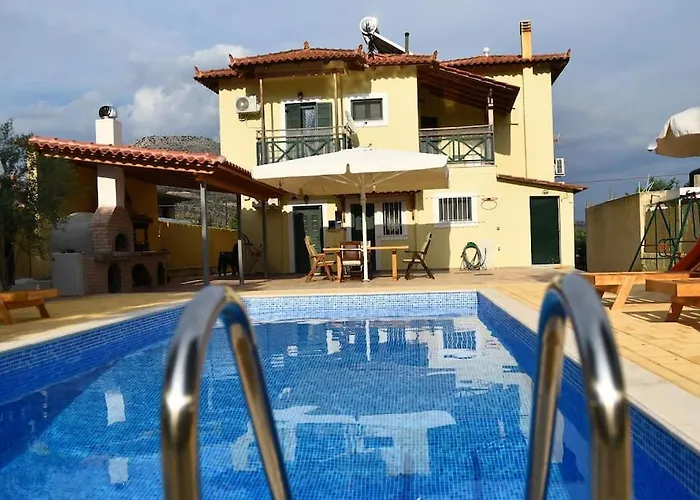 Family Cosy Vila, Swimming Pool, Close To Nauplio