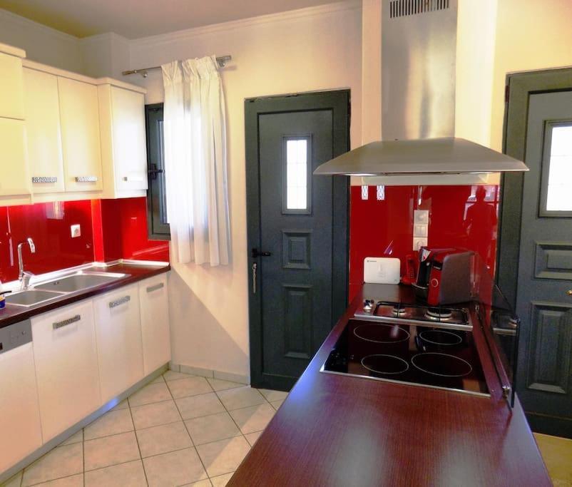 Family Cosy Vila, Swimming Pool, Close To Nauplio